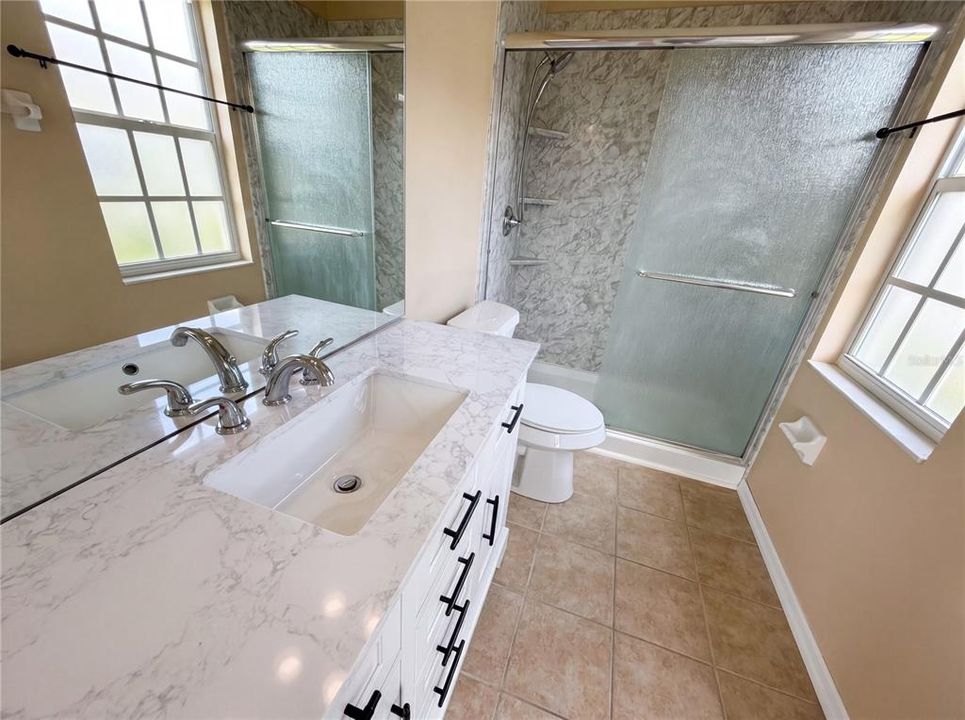 Под контрактом: $240,000 (2 спален, 2 ванн, 1657 Квадратных фут)