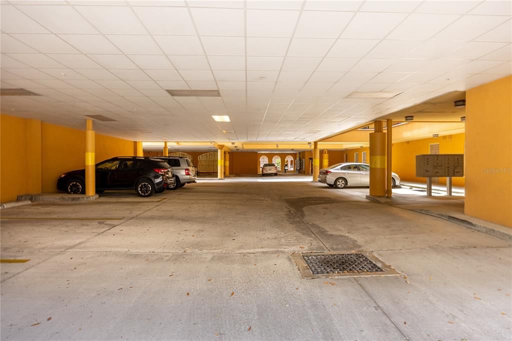 For Sale: $429,000 (2 beds, 2 baths, 1153 Square Feet)