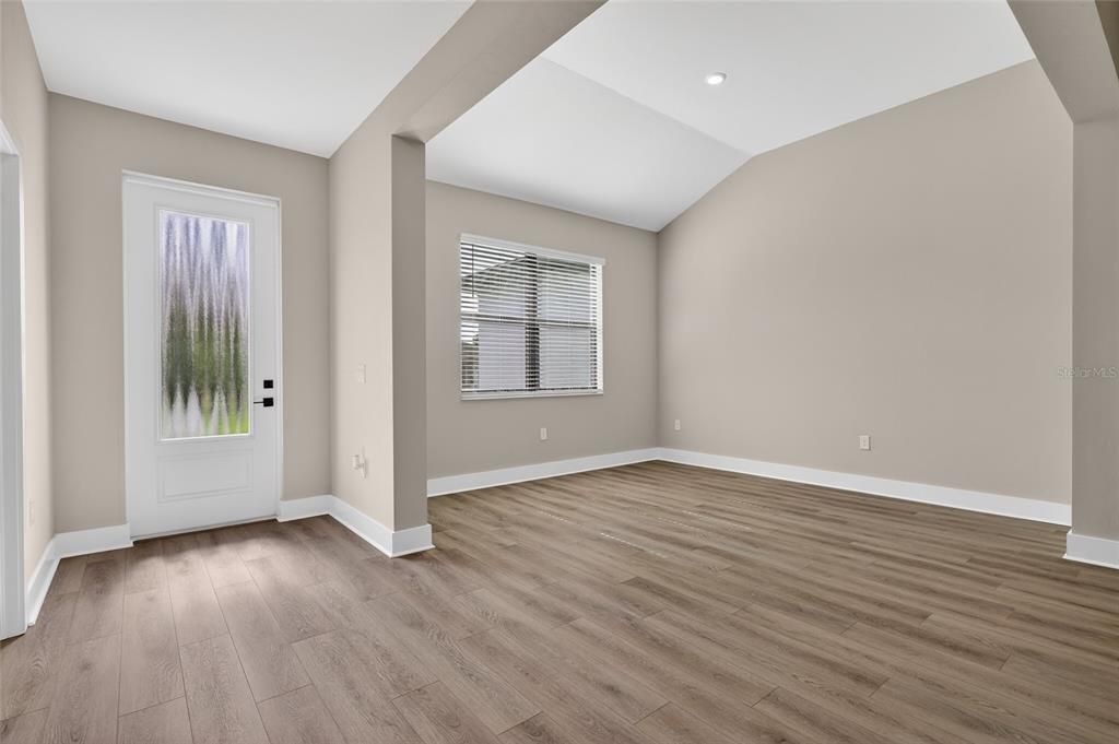 На продажу: $389,900 (4 спален, 2 ванн, 2259 Квадратных фут)