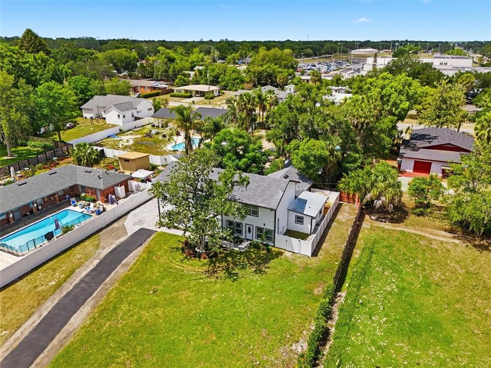 На продажу: $669,900 (5 спален, 3 ванн, 2916 Квадратных фут)