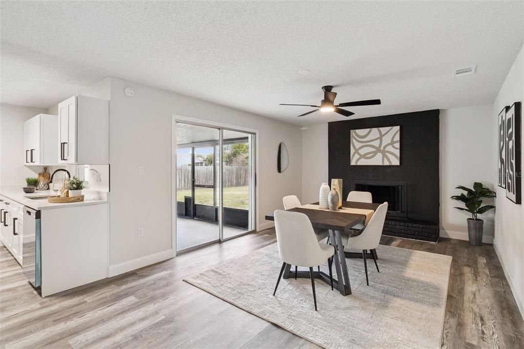 Activo con contrato: $325,000 (4 camas, 2 baños, 1611 Pies cuadrados)