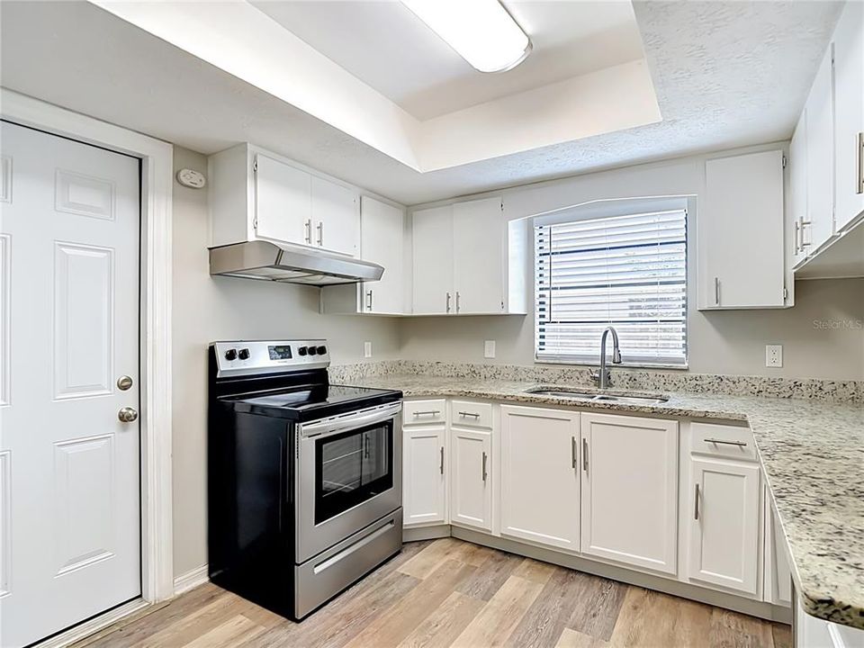 Active With Contract: $342,500 (3 beds, 2 baths, 1224 Square Feet)