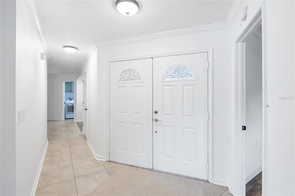 Active With Contract: $320,000 (3 beds, 2 baths, 1914 Square Feet)