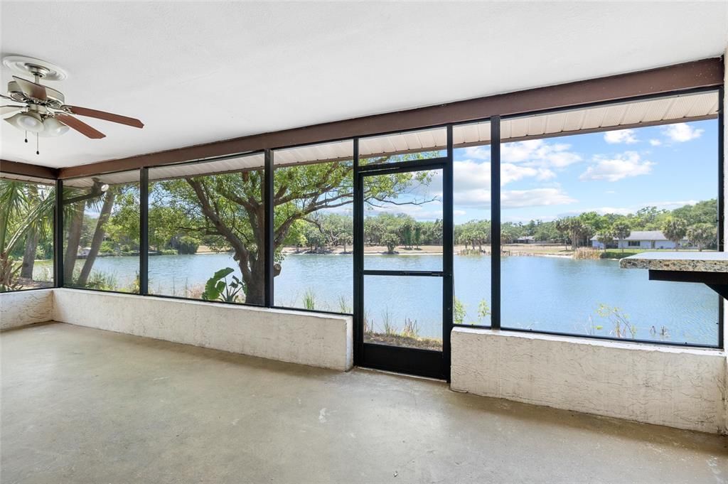 Active With Contract: $320,000 (3 beds, 2 baths, 1914 Square Feet)