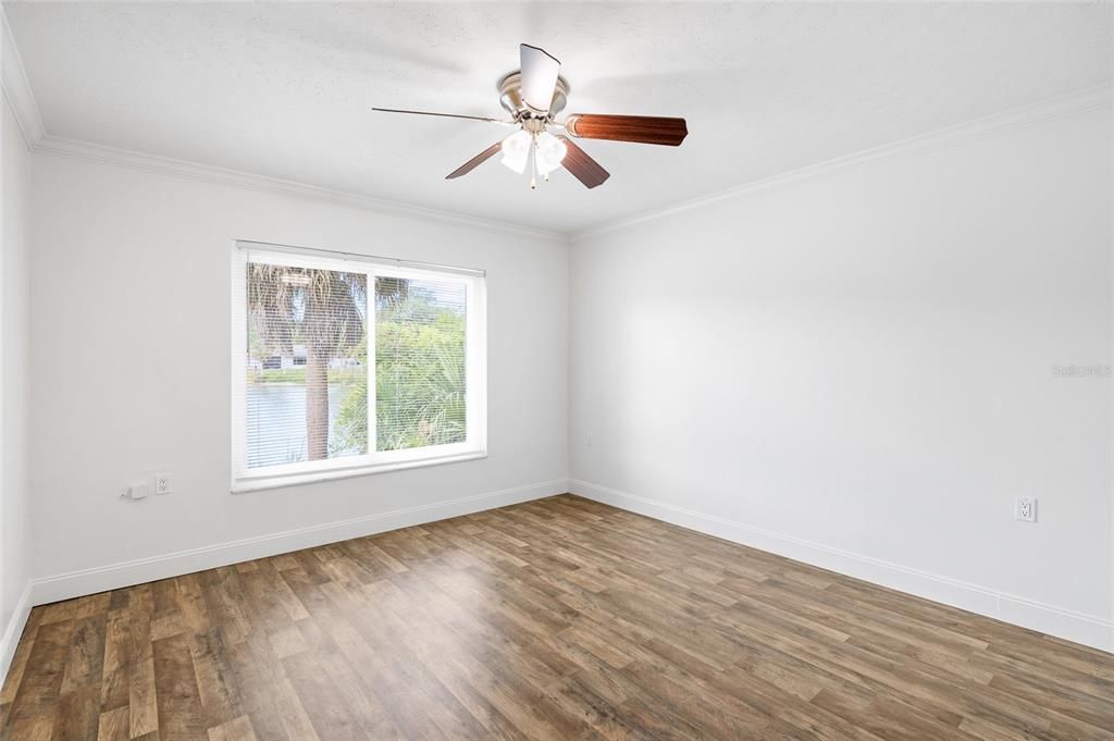 Active With Contract: $320,000 (3 beds, 2 baths, 1914 Square Feet)