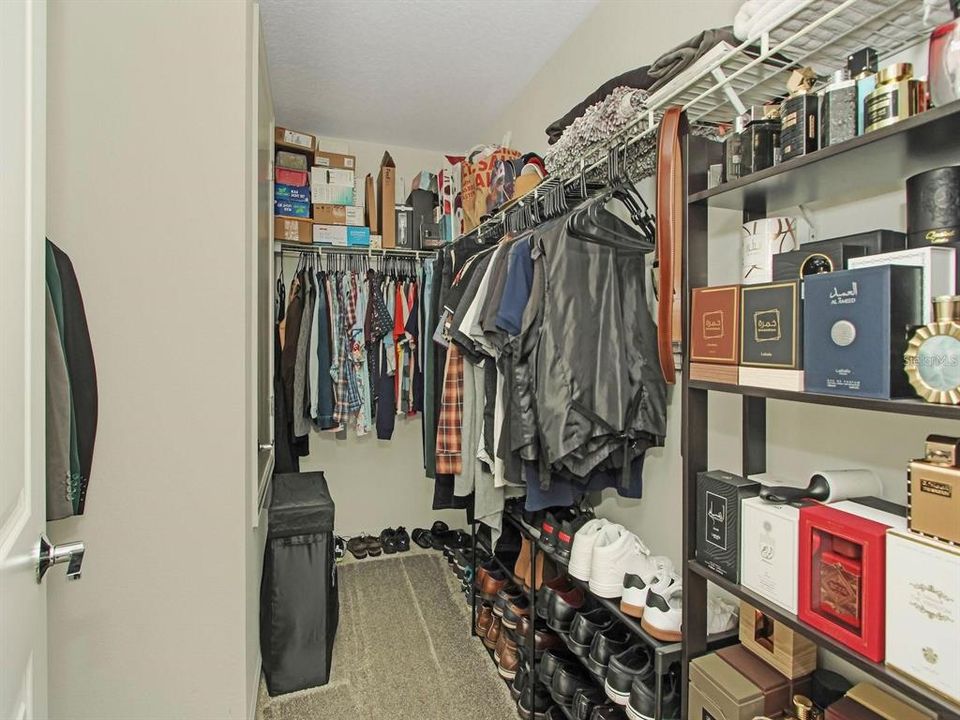 合同活跃: $285,999 (3 贝兹, 2 浴室, 1260 平方英尺)