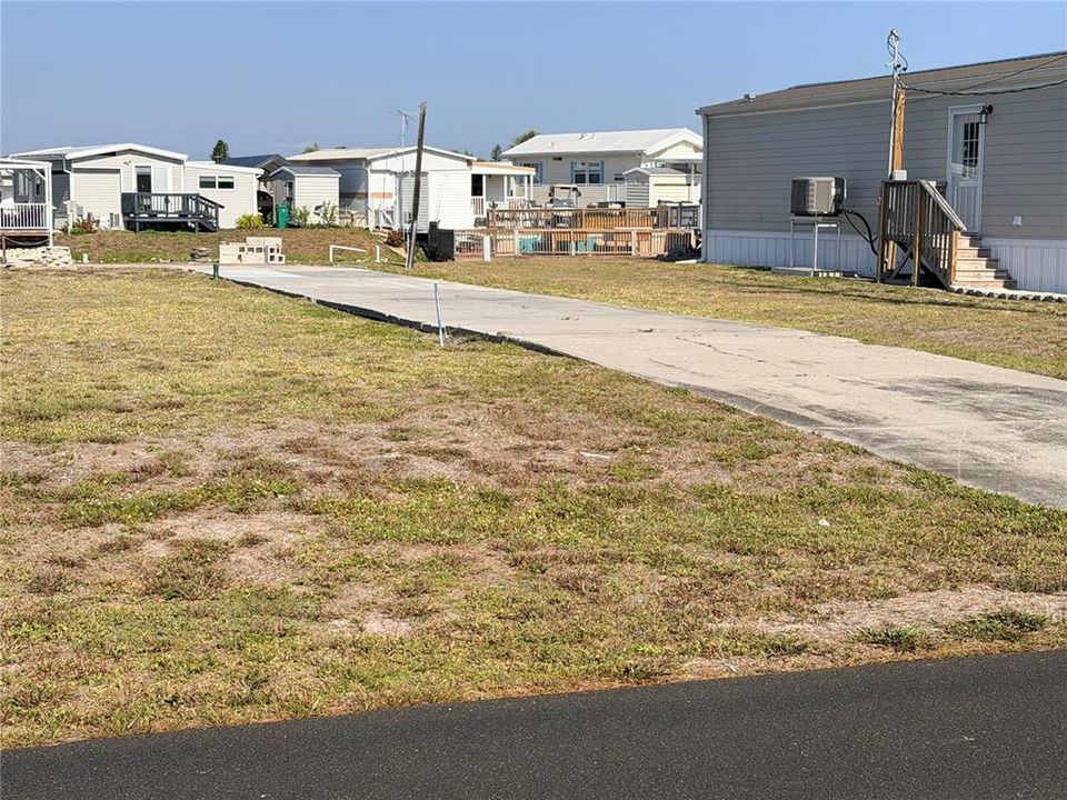 待售: $58,000 (0.17 acres)