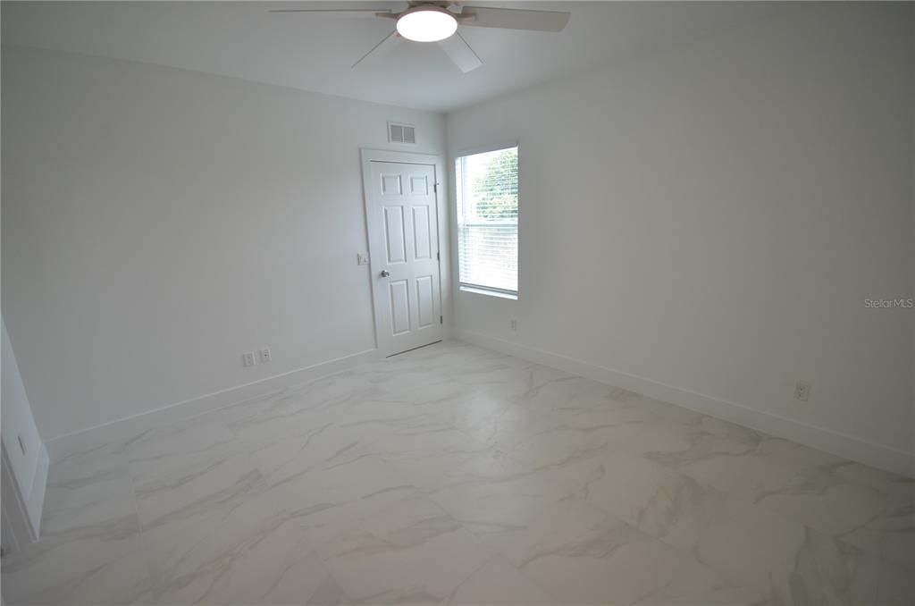 For Rent: $2,450 (4 beds, 2 baths, 1254 Square Feet)