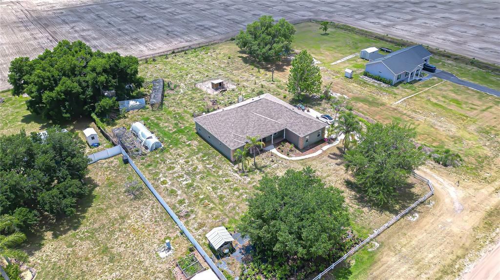 На продажу: $575,000 (4 спален, 2 ванн, 2351 Квадратных фут)