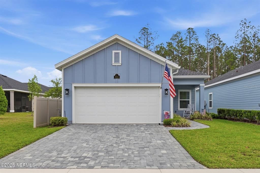 For Sale: $400,000 (2 beds, 2 baths, 1710 Square Feet)