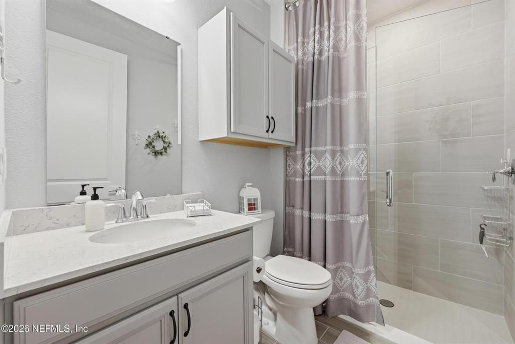 For Sale: $400,000 (2 beds, 2 baths, 1710 Square Feet)