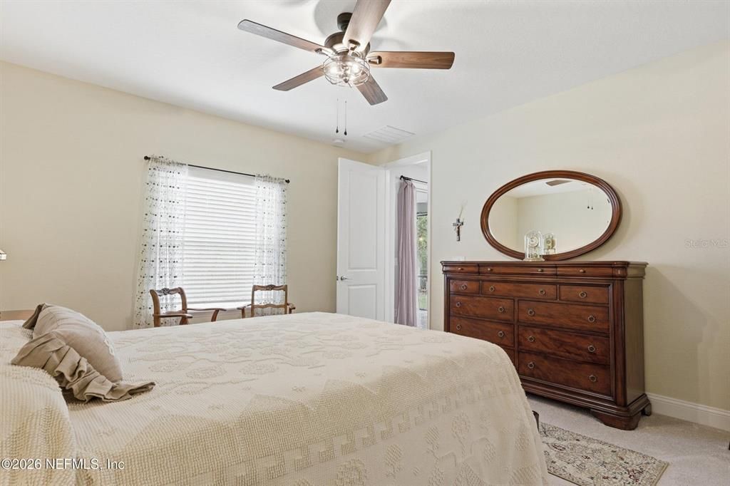 For Sale: $400,000 (2 beds, 2 baths, 1710 Square Feet)