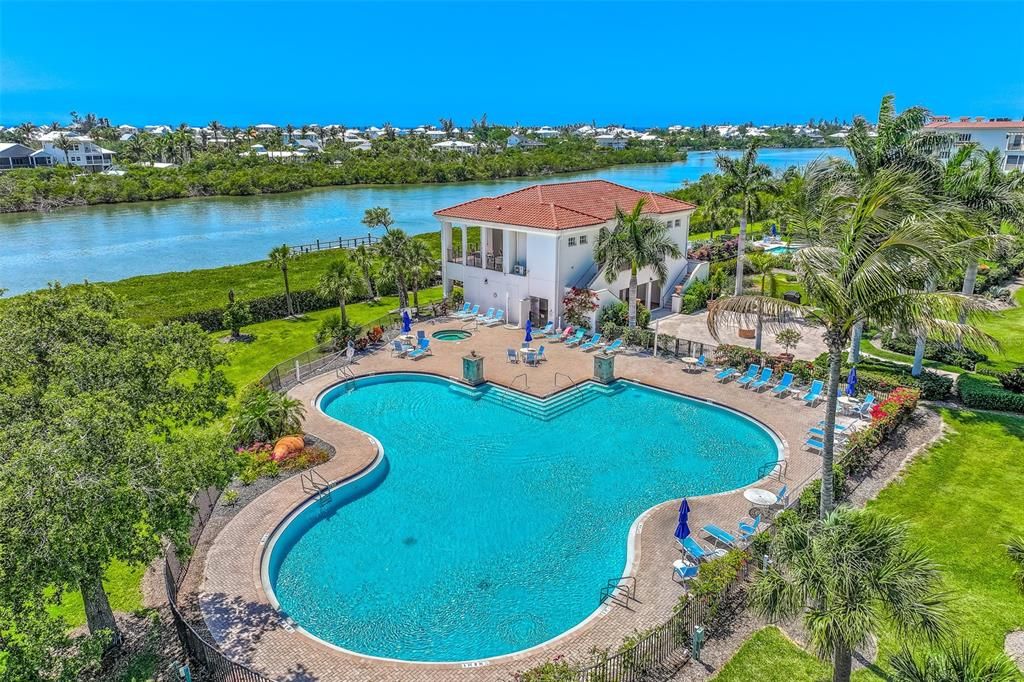 На продажу: $949,000 (3 спален, 2 ванн, 2013 Квадратных фут)