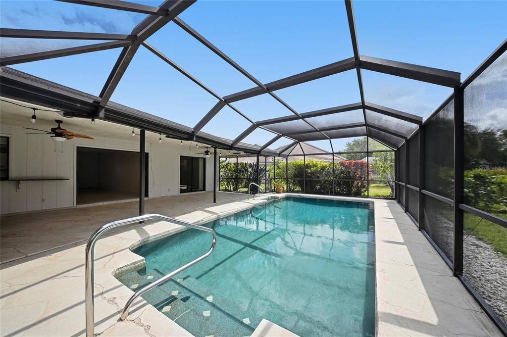 Activo con contrato: $447,000 (2 camas, 2 baños, 1846 Pies cuadrados)
