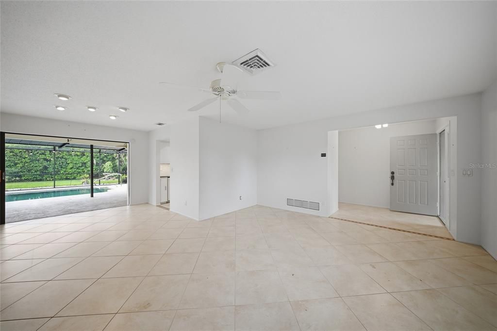 Activo con contrato: $447,000 (2 camas, 2 baños, 1846 Pies cuadrados)