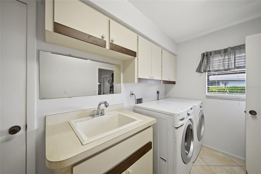 Activo con contrato: $447,000 (2 camas, 2 baños, 1846 Pies cuadrados)