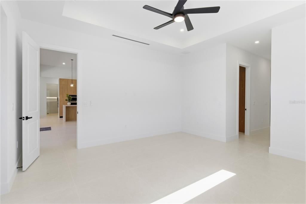 На продажу: $935,000 (4 спален, 3 ванн, 2606 Квадратных фут)