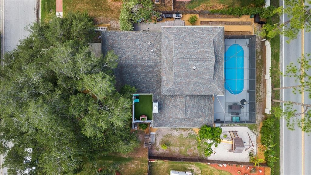 Activo con contrato: $585,000 (5 camas, 2 baños, 2491 Pies cuadrados)