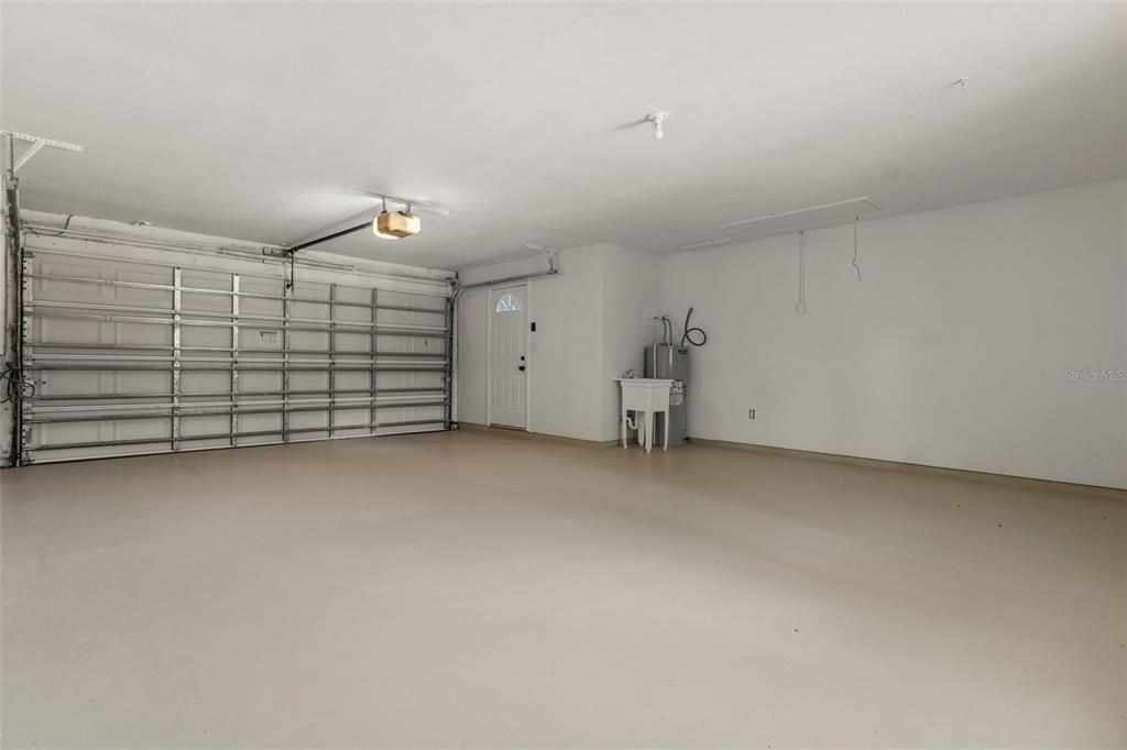 Activo con contrato: $289,900 (3 camas, 2 baños, 1536 Pies cuadrados)