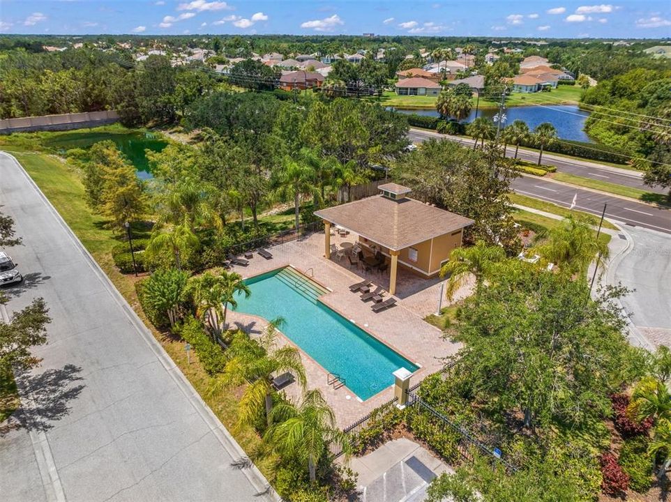 В аренду: $3,295 (3 спален, 2 ванн, 1744 Квадратных фут)