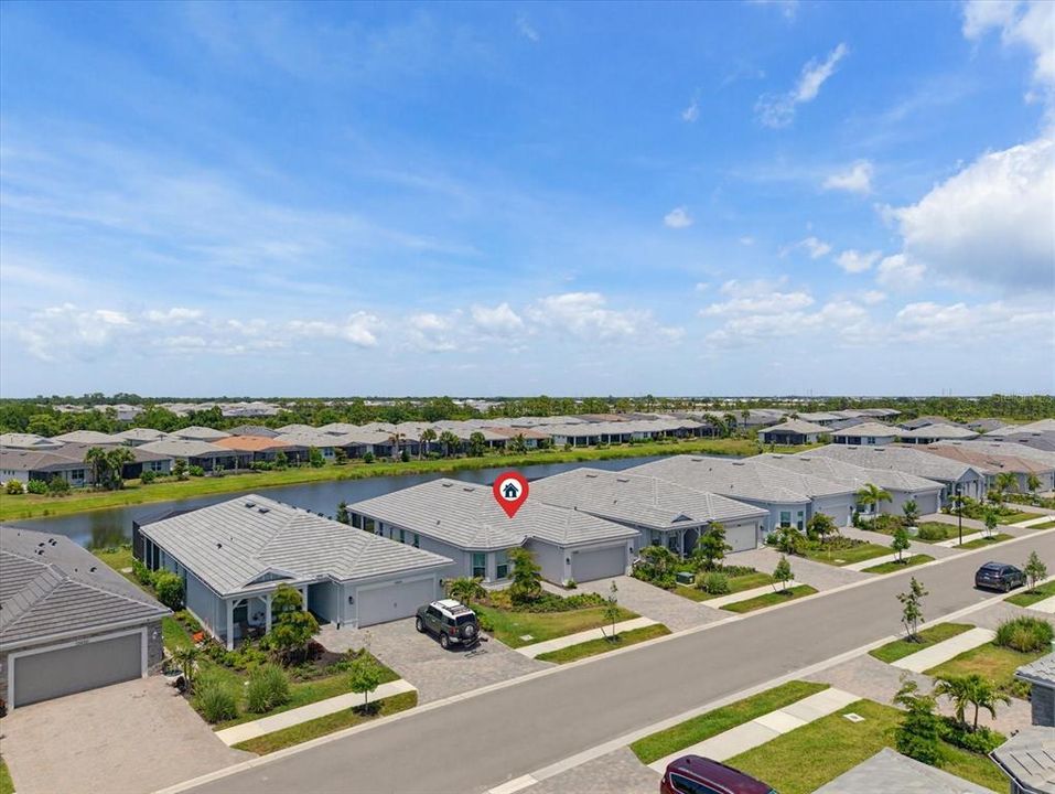 На продажу: $749,000 (3 спален, 3 ванн, 2131 Квадратных фут)