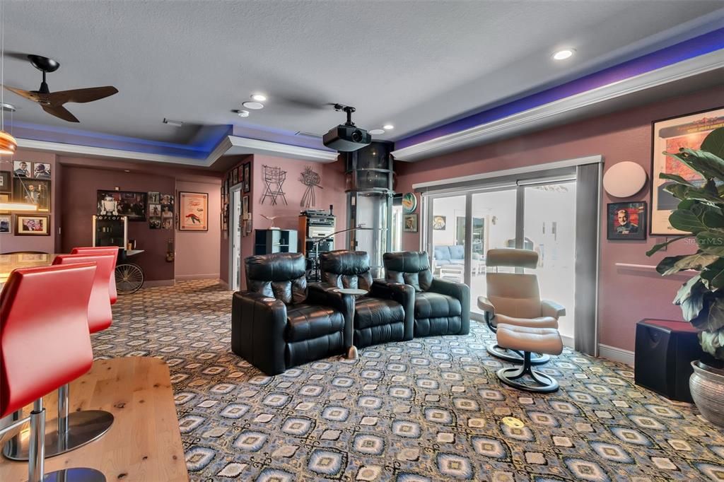 For Sale: $2,900,000 (3 beds, 3 baths, 3045 Square Feet)