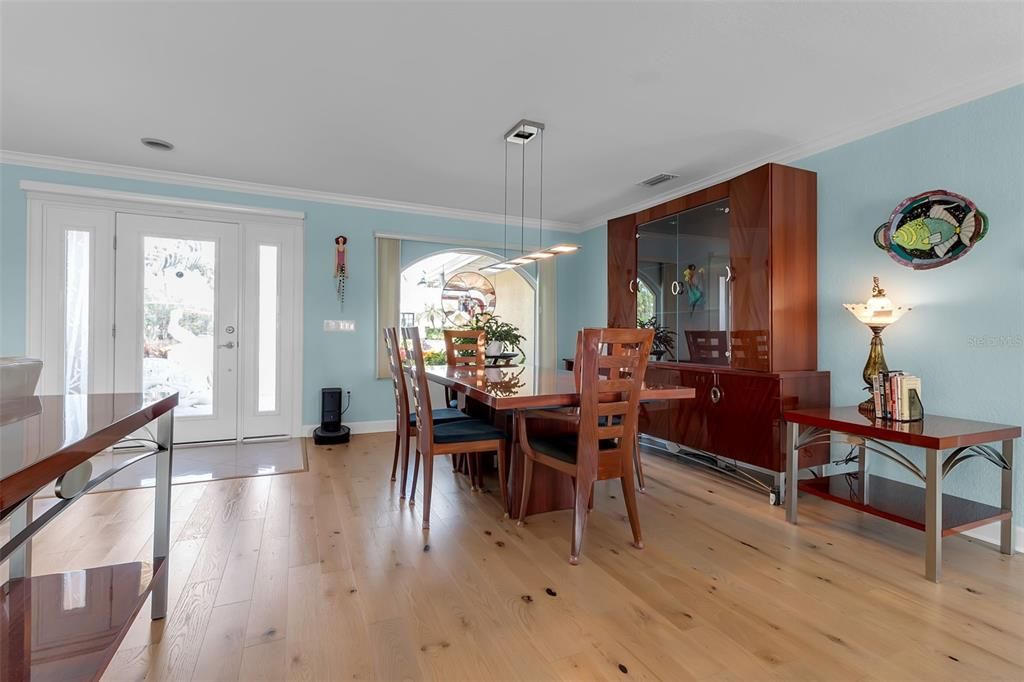For Sale: $2,900,000 (3 beds, 3 baths, 3045 Square Feet)