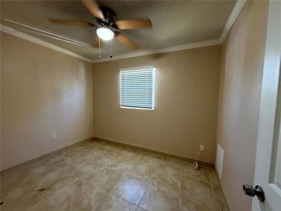 В аренду: $1,395 (2 спален, 1 ванн, 800 Квадратных фут)