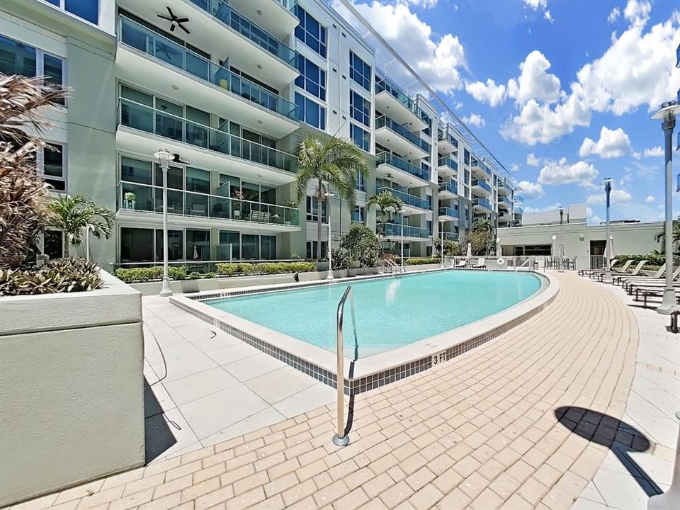 For Sale: $1,950,000 (3 beds, 3 baths, 3539 Square Feet)