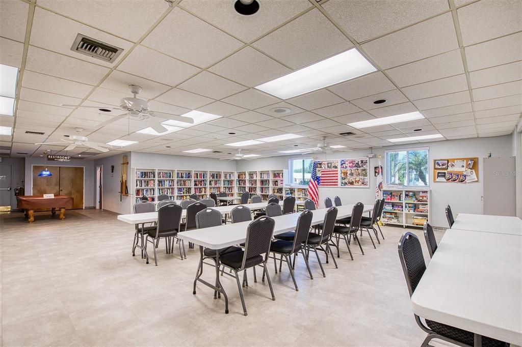 Active With Contract: $269,000 (3 beds, 2 baths, 1253 Square Feet)