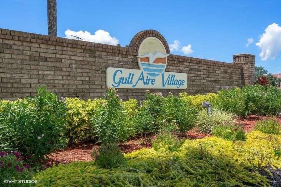 Active With Contract: $269,000 (3 beds, 2 baths, 1253 Square Feet)