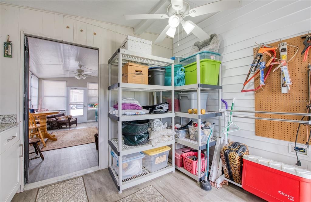 Active With Contract: $269,000 (3 beds, 2 baths, 1253 Square Feet)