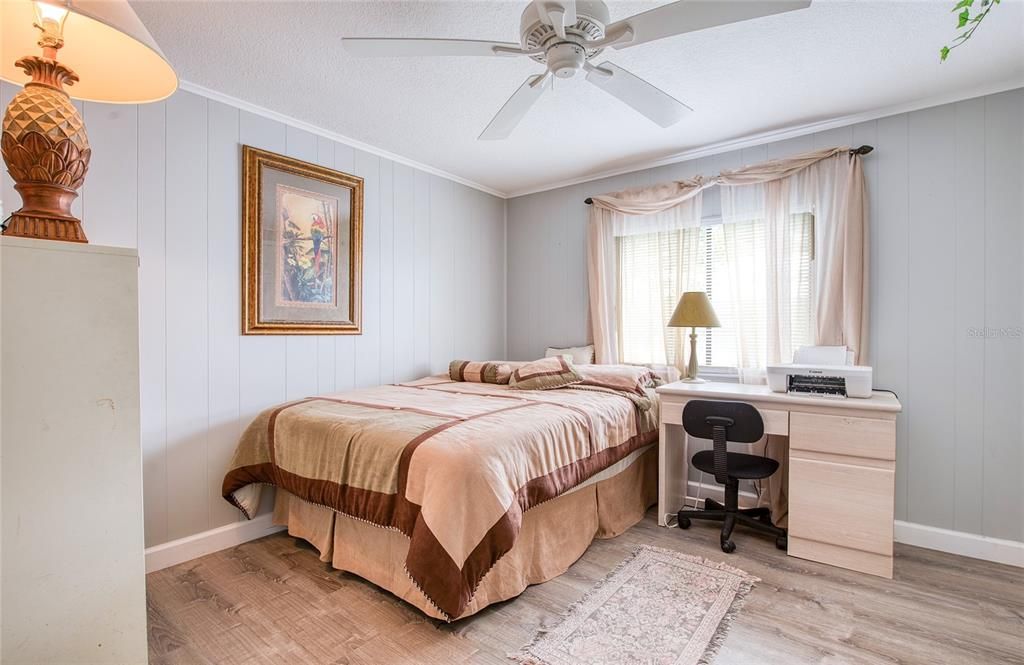 Active With Contract: $269,000 (3 beds, 2 baths, 1253 Square Feet)