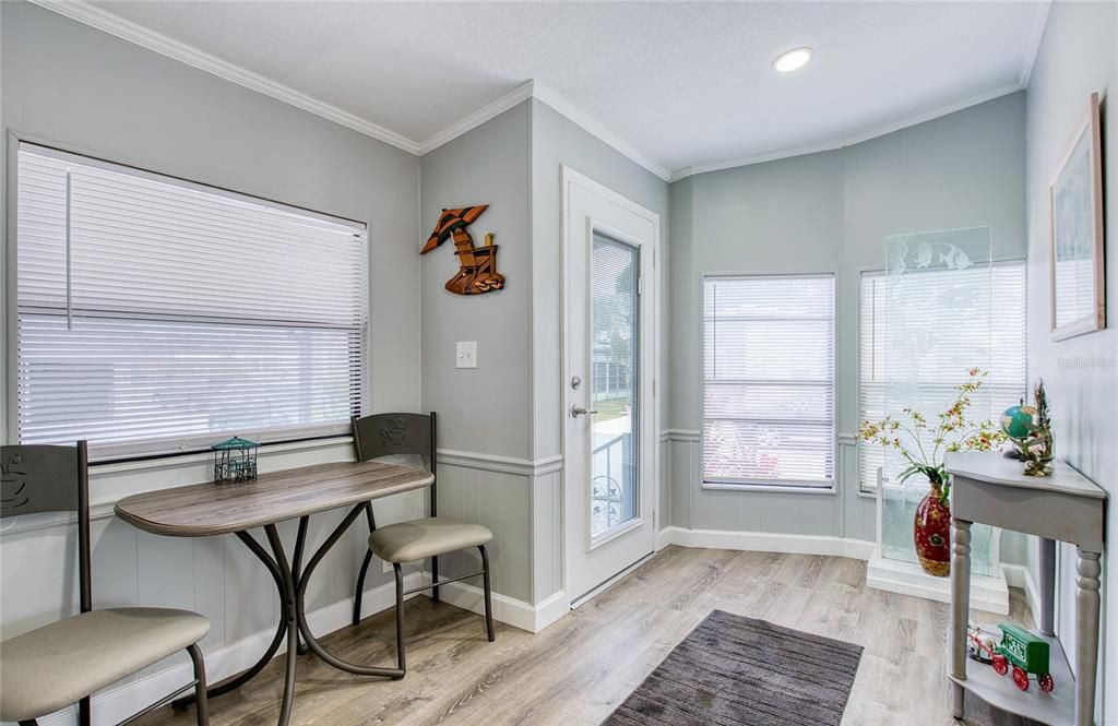 Active With Contract: $269,000 (3 beds, 2 baths, 1253 Square Feet)