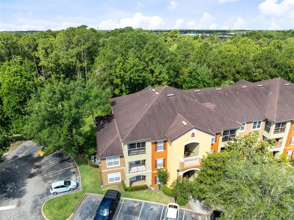 For Sale: $199,900 (1 beds, 1 baths, 732 Square Feet)