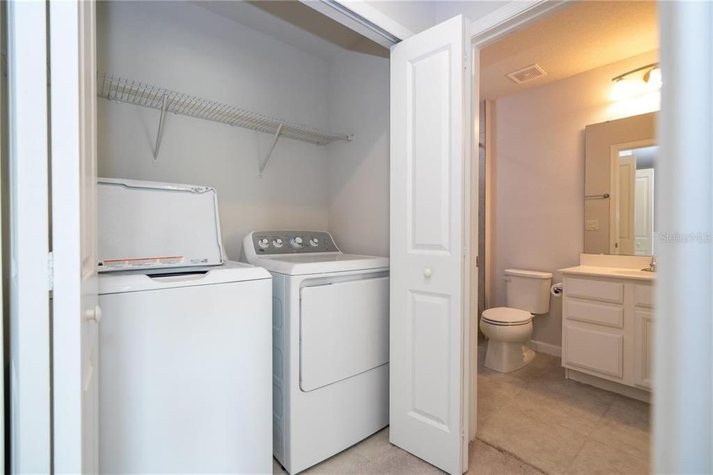 Active With Contract: $2,800 (3 beds, 2 baths, 1560 Square Feet)