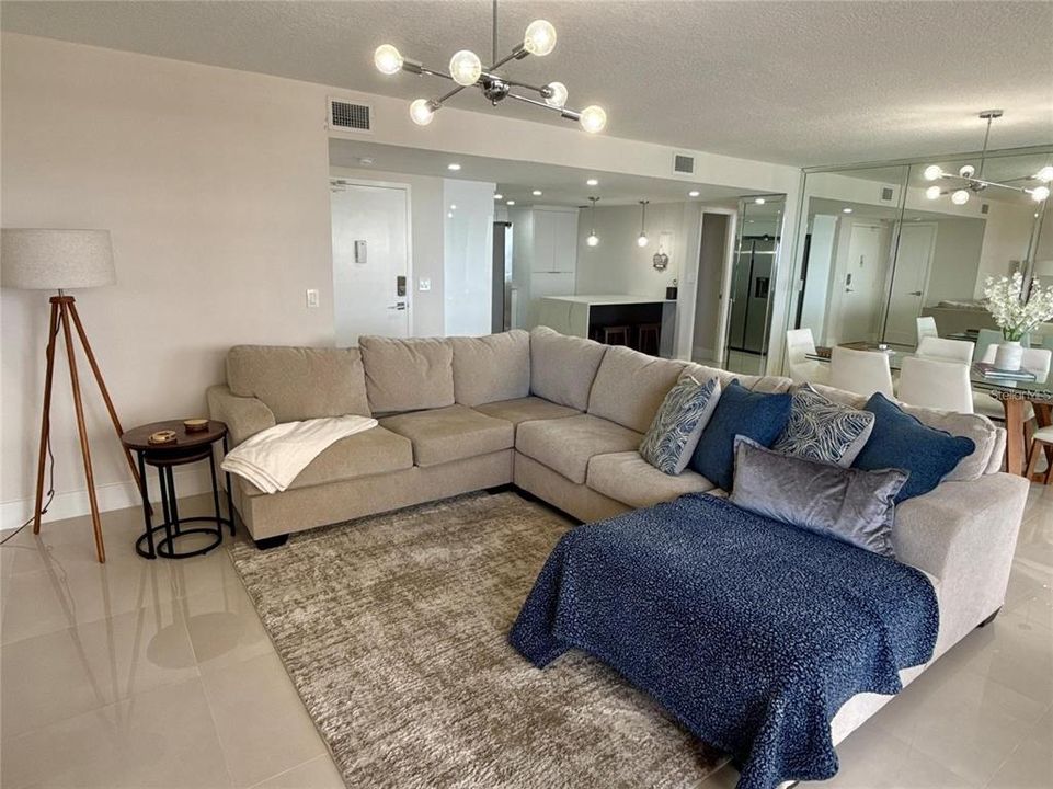 For Rent: $3,200 (2 beds, 2 baths, 1275 Square Feet)