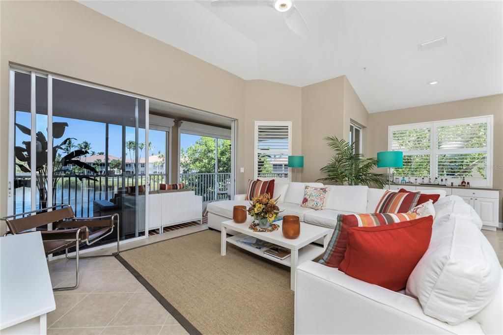 For Sale: $499,000 (3 beds, 2 baths, 2293 Square Feet)