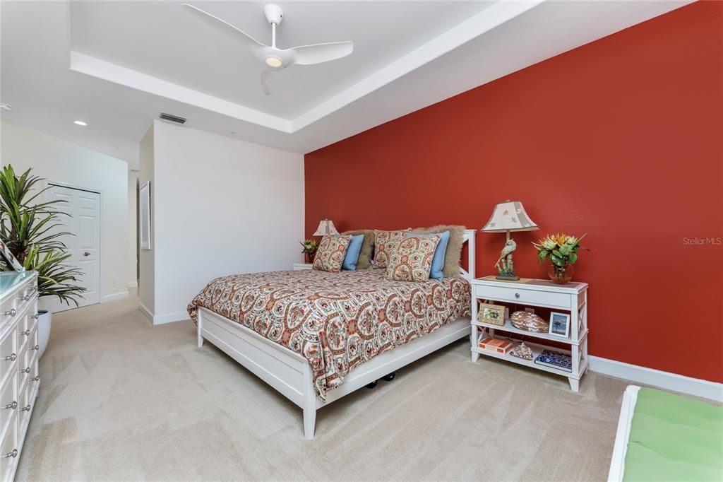 For Sale: $499,000 (3 beds, 2 baths, 2293 Square Feet)