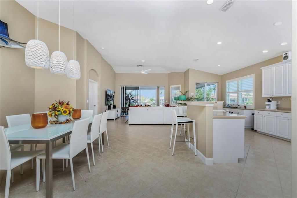 For Sale: $499,000 (3 beds, 2 baths, 2293 Square Feet)