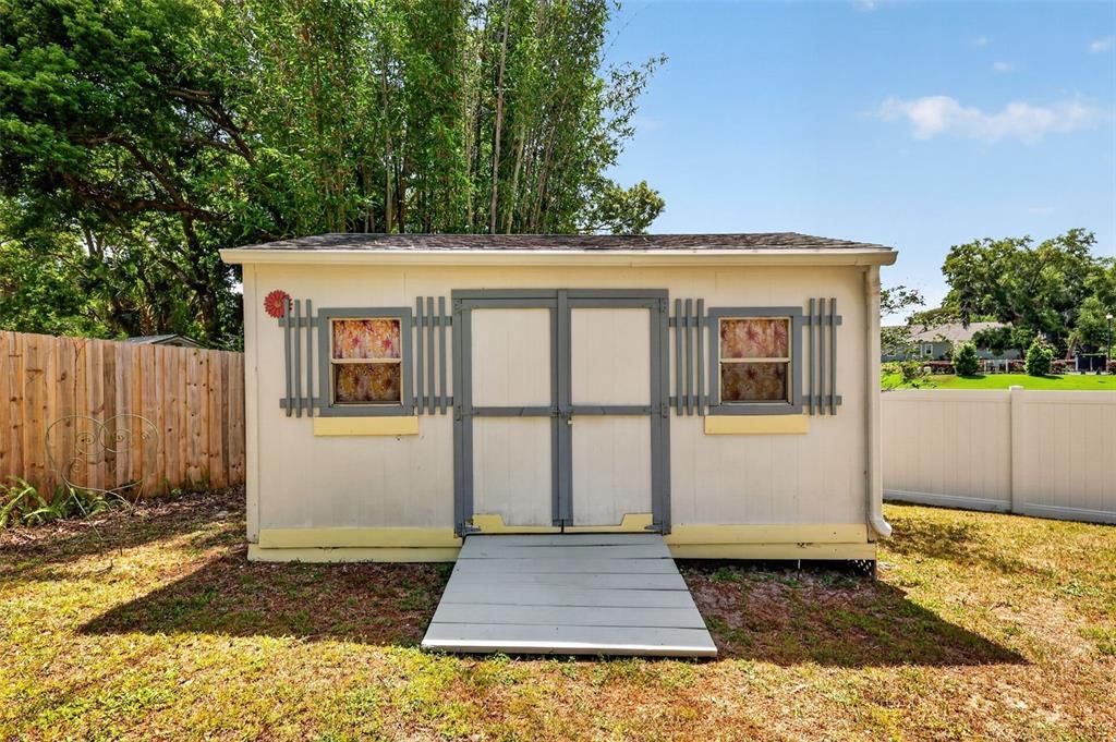 Active With Contract: $399,900 (3 beds, 2 baths, 1440 Square Feet)