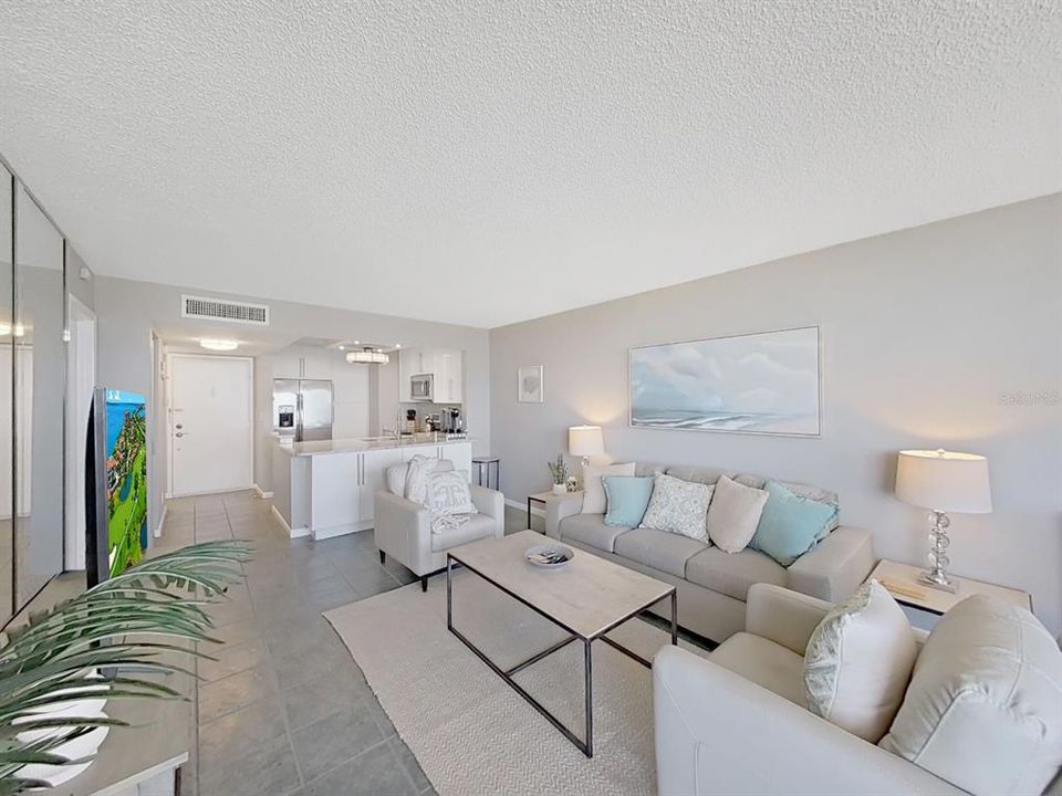 Active With Contract: $249,900 (1 beds, 1 baths, 780 Square Feet)