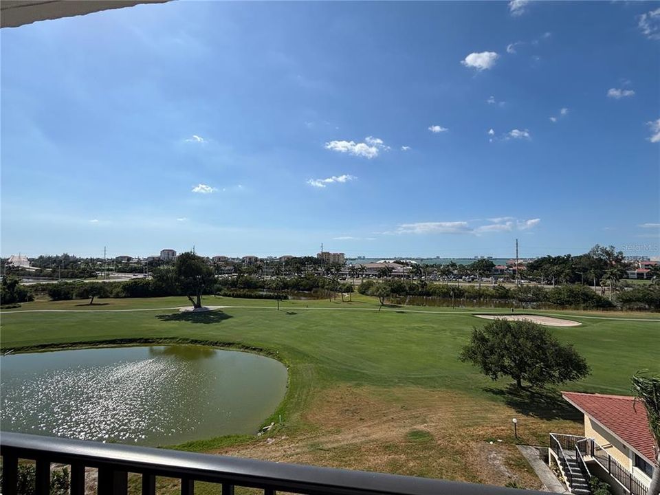 Active With Contract: $249,900 (1 beds, 1 baths, 780 Square Feet)