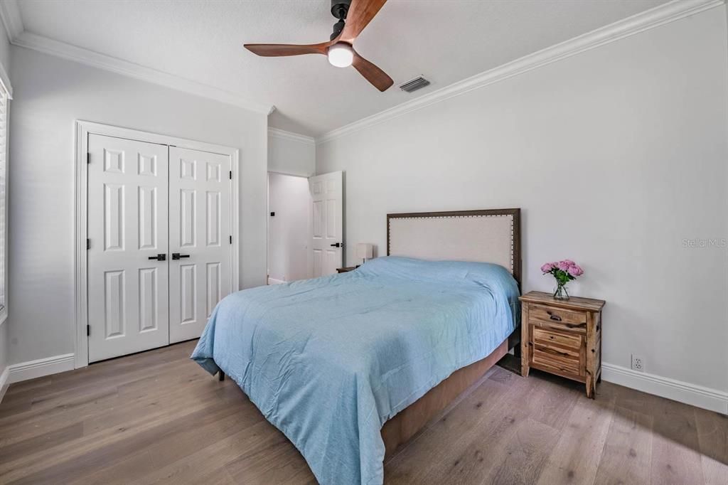 For Sale: $999,000 (3 beds, 3 baths, 2363 Square Feet)