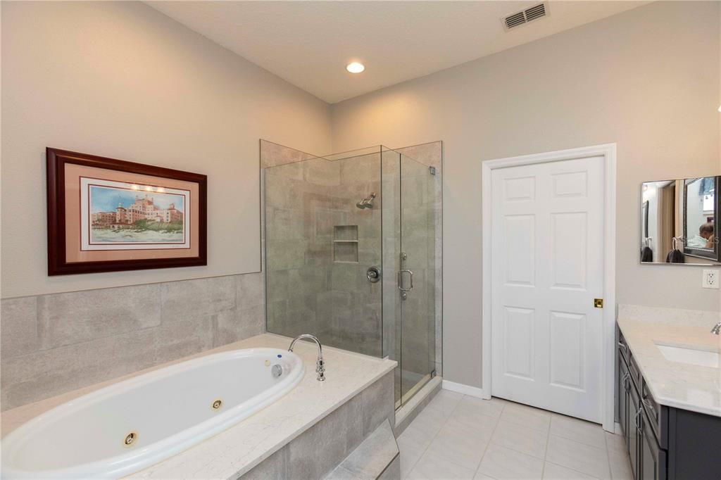 For Sale: $510,000 (4 beds, 2 baths, 2472 Square Feet)