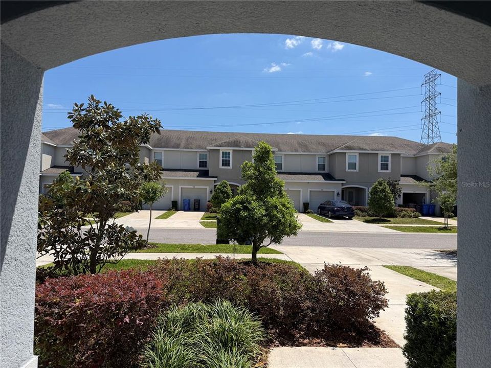 Active With Contract: $249,500 (3 beds, 2 baths, 1400 Square Feet)