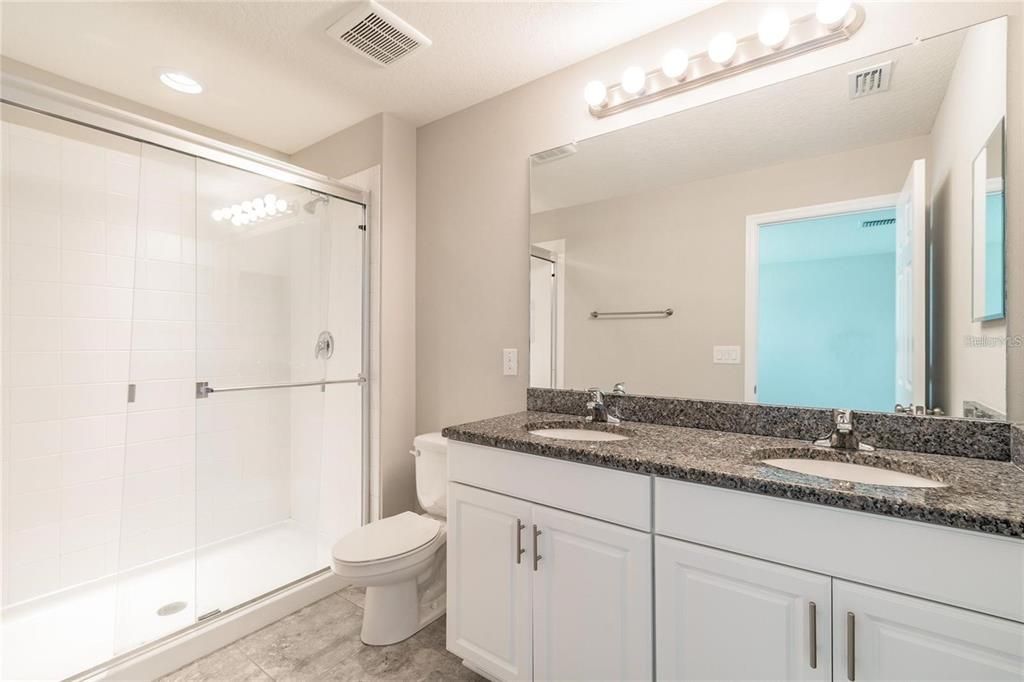 Active With Contract: $249,500 (3 beds, 2 baths, 1400 Square Feet)