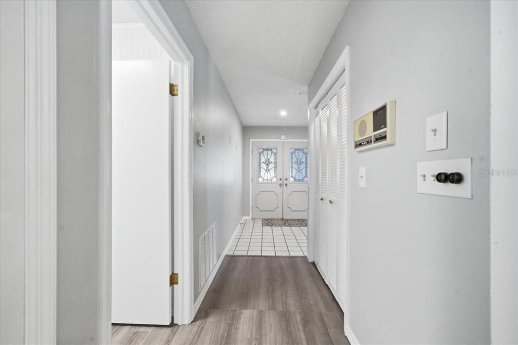 Active With Contract: $349,900 (3 beds, 2 baths, 2060 Square Feet)