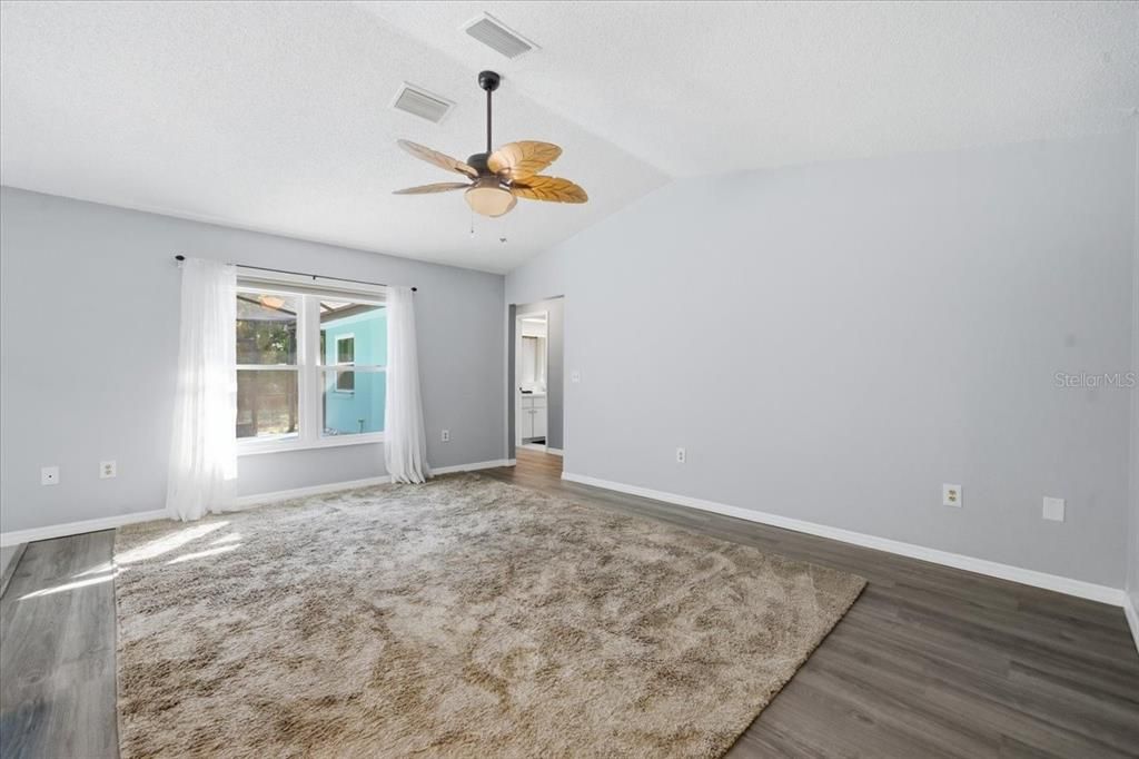Active With Contract: $349,900 (3 beds, 2 baths, 2060 Square Feet)