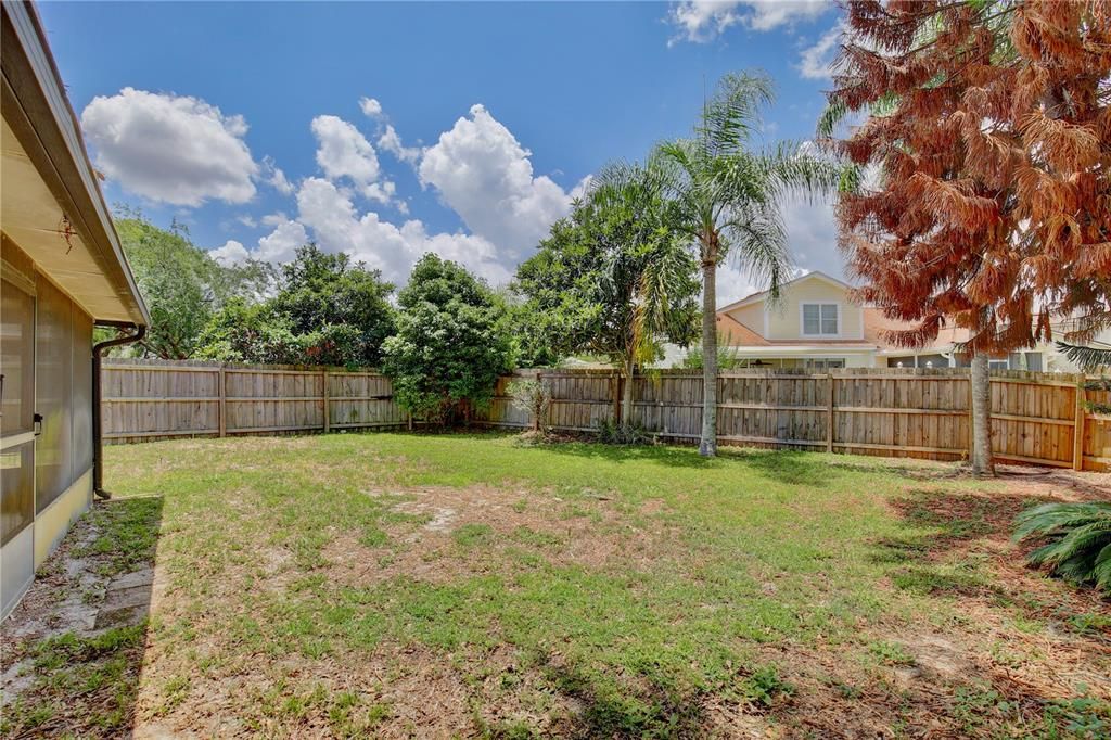For Sale: $365,000 (3 beds, 2 baths, 1384 Square Feet)